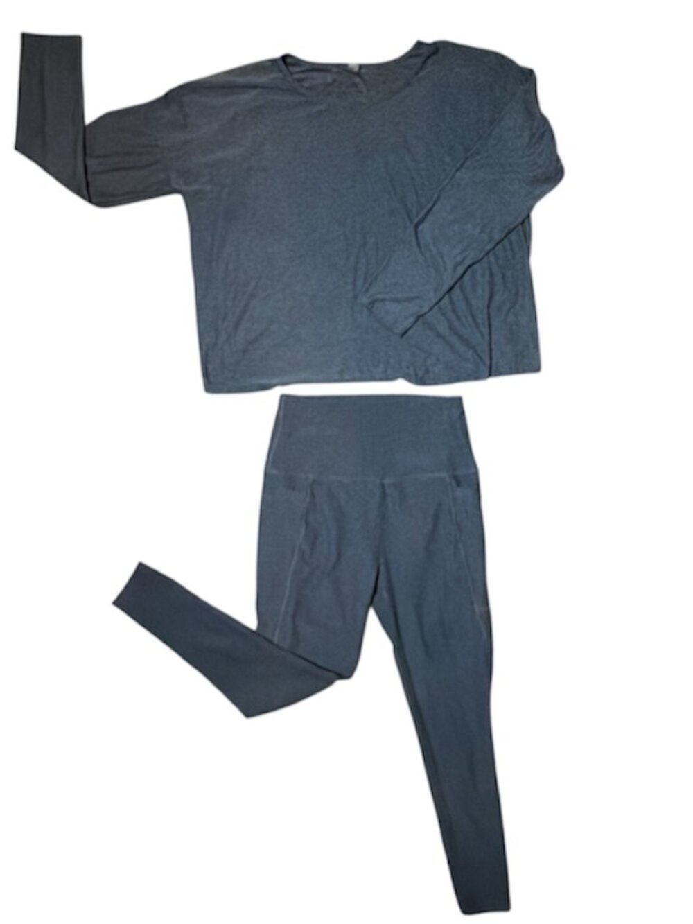 Beyond Yoga Gray Soft Long Sleeve Top & Pants M/L